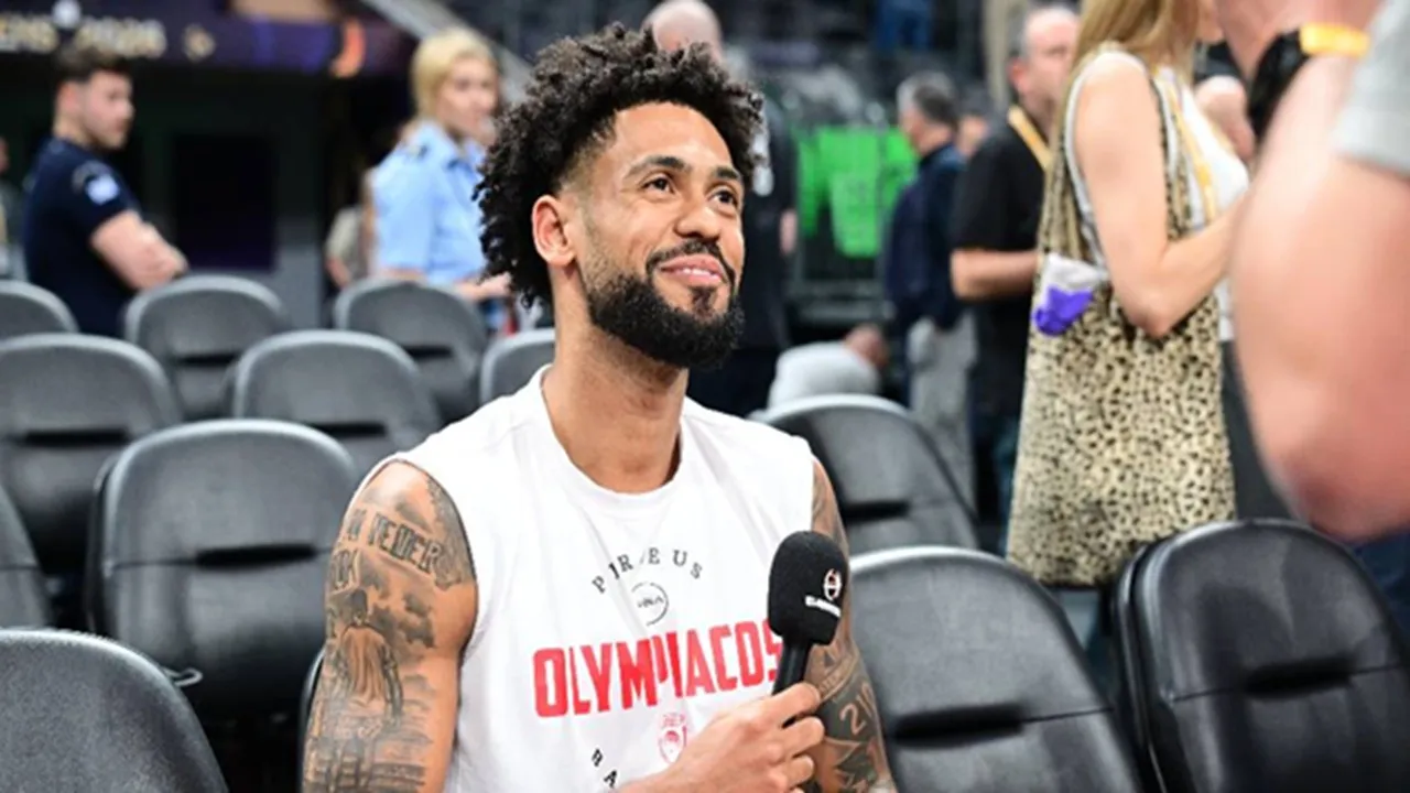 ---
Olympiacos Membahas Masa Depan Thomas Walkup dan Tyler Dorsey

---