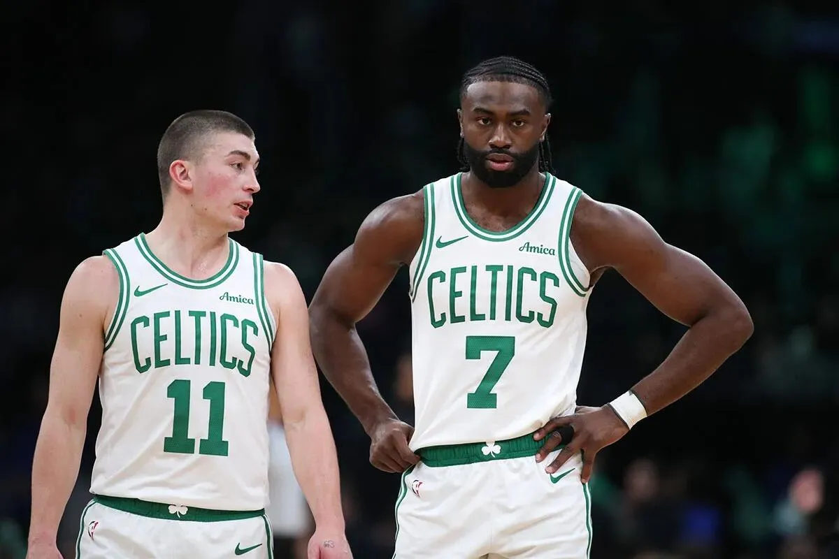 Payton Pritchard Bersiap Menghadapi Jaylen Brown di Lapangan
