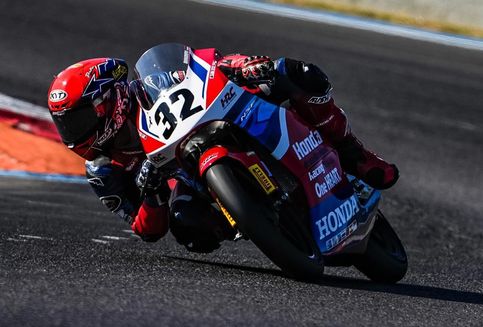 Pebalap Muda Indonesia Ramadhipa Raih Kemenangan Dramatis di Jerez, Spanyol
