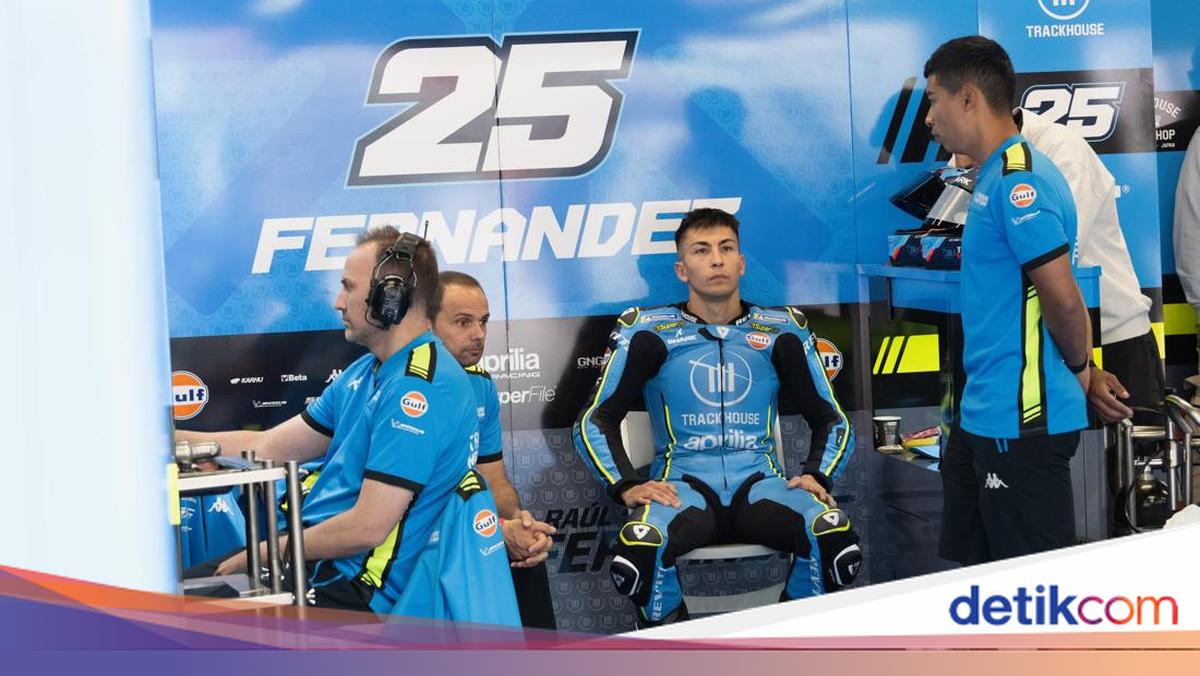 ---
Raul Fernandez Menyalahkan Jorge Martin Setelah Insiden di Grand Prix Catalunya

---