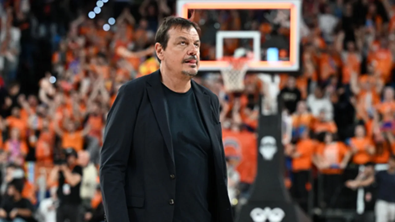 Kritik Pedas Pemilik Hapoel Tel Aviv kepada Ergin Ataman Pasca Kekalahan