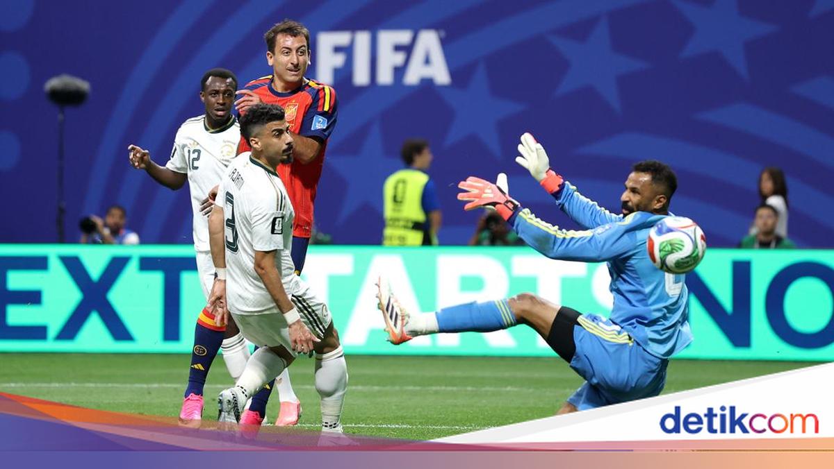 Spanyol Dominasi Arab Saudi dengan Kemenangan 3-0 di Babak Pertama