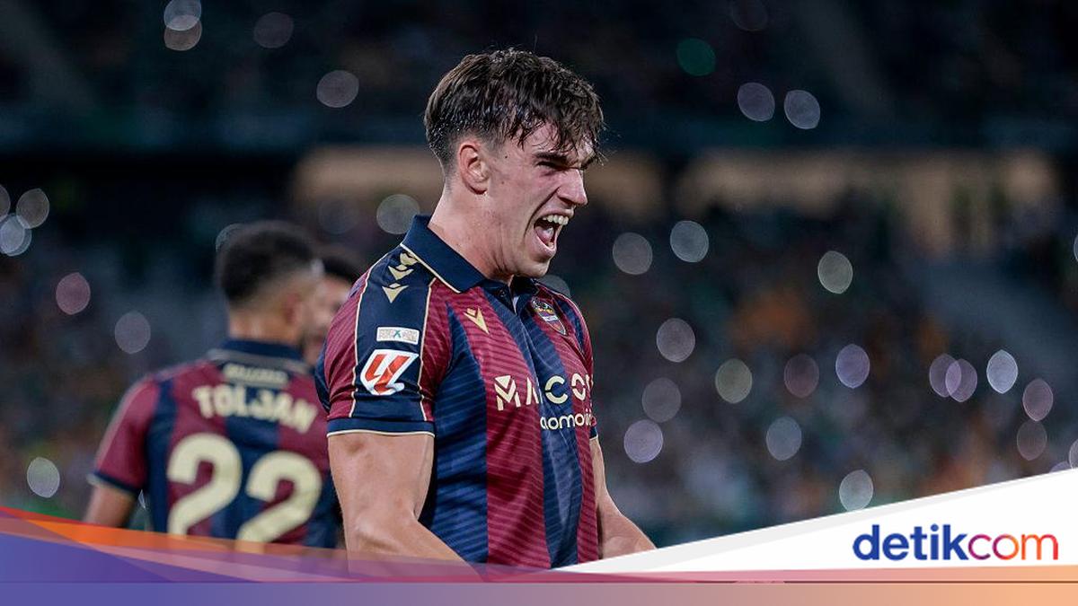 Mengenal Carlos Espi, Striker Baru Real Madrid