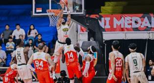 ---
Pacific Caesar Kalahkan Rajawali Medan Akibat Field Goal yang Buruk
---