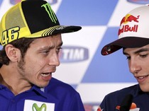 Rossi: Sulit Dibayangkan Motor Kurang Bertenaga Mengalahkan Marc Marquez