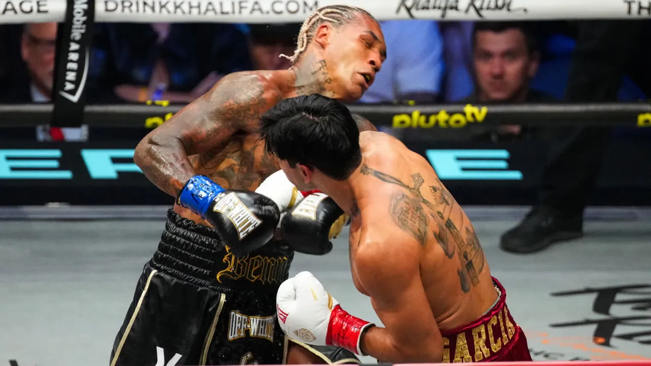 Ryan Garcia Raih Kemenangan Cepat atas Conor Benn di T-Mobile Arena