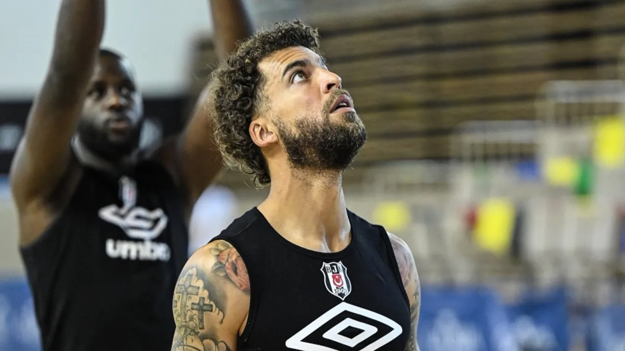 ---
Scottie Wilbekin Memulai Babak Baru Bersama Besiktas

---