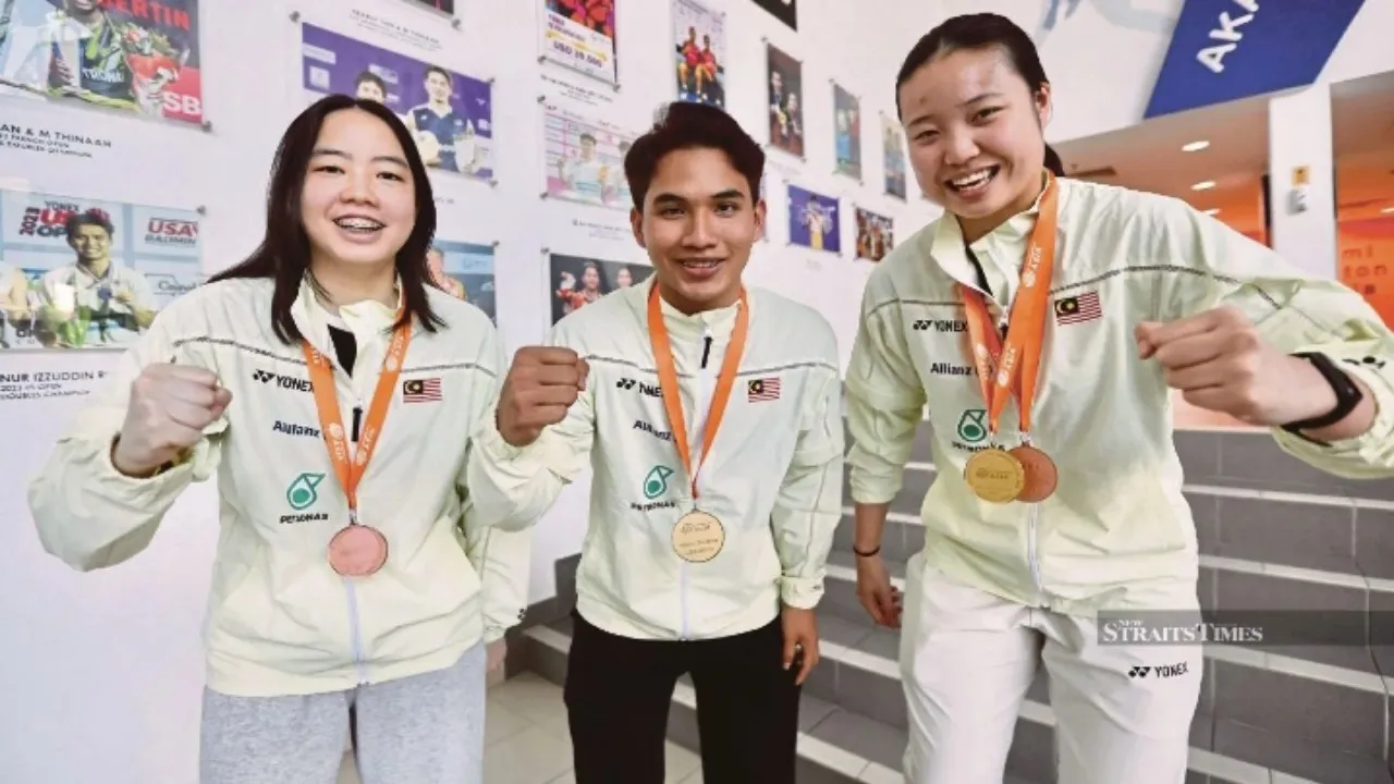 Perasaan Campur Aduk Low Zi Yu Usai Raih Medali Emas di Kejuaraan Asia Junior