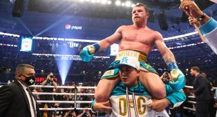 Ketidakpastian Status Canelo Alvarez dan Tantangan dari Petinju Muda