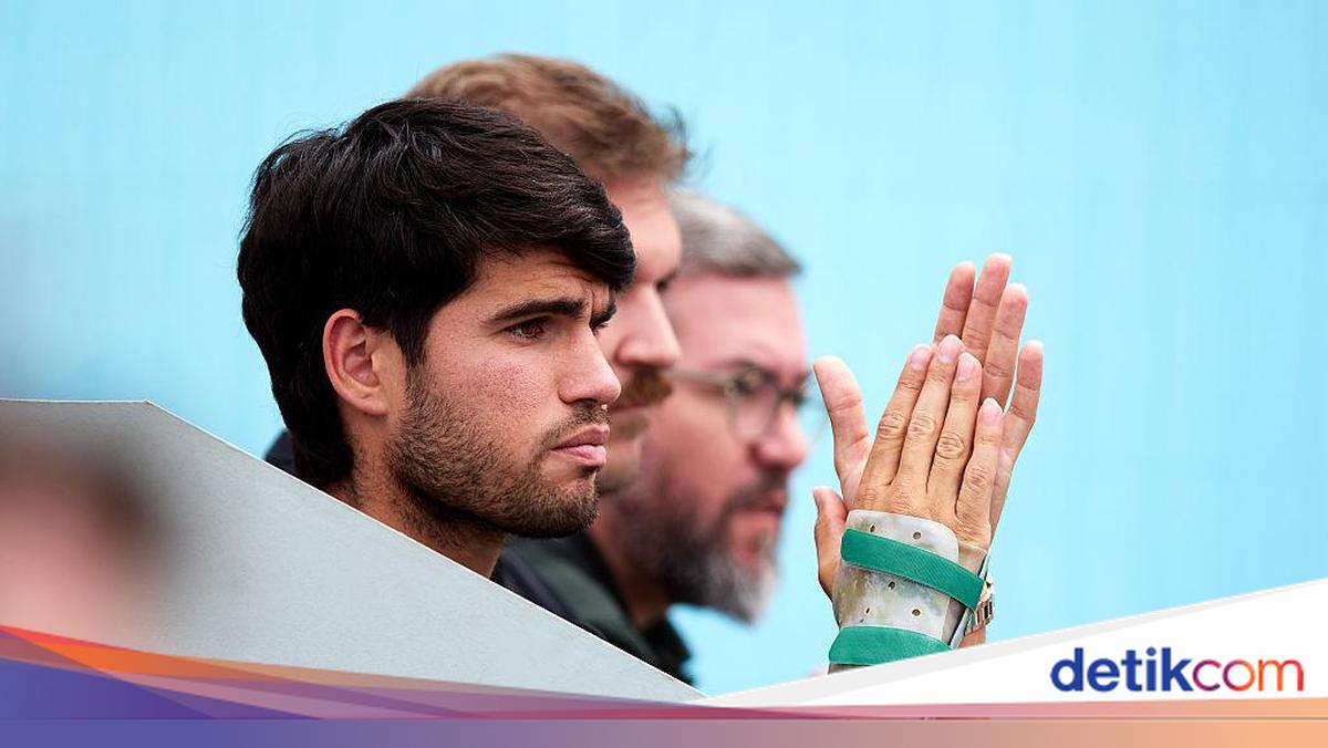 ---
Carlos Alcaraz Umumkan Tidak Ikut Serta di Wimbledon 2026

---