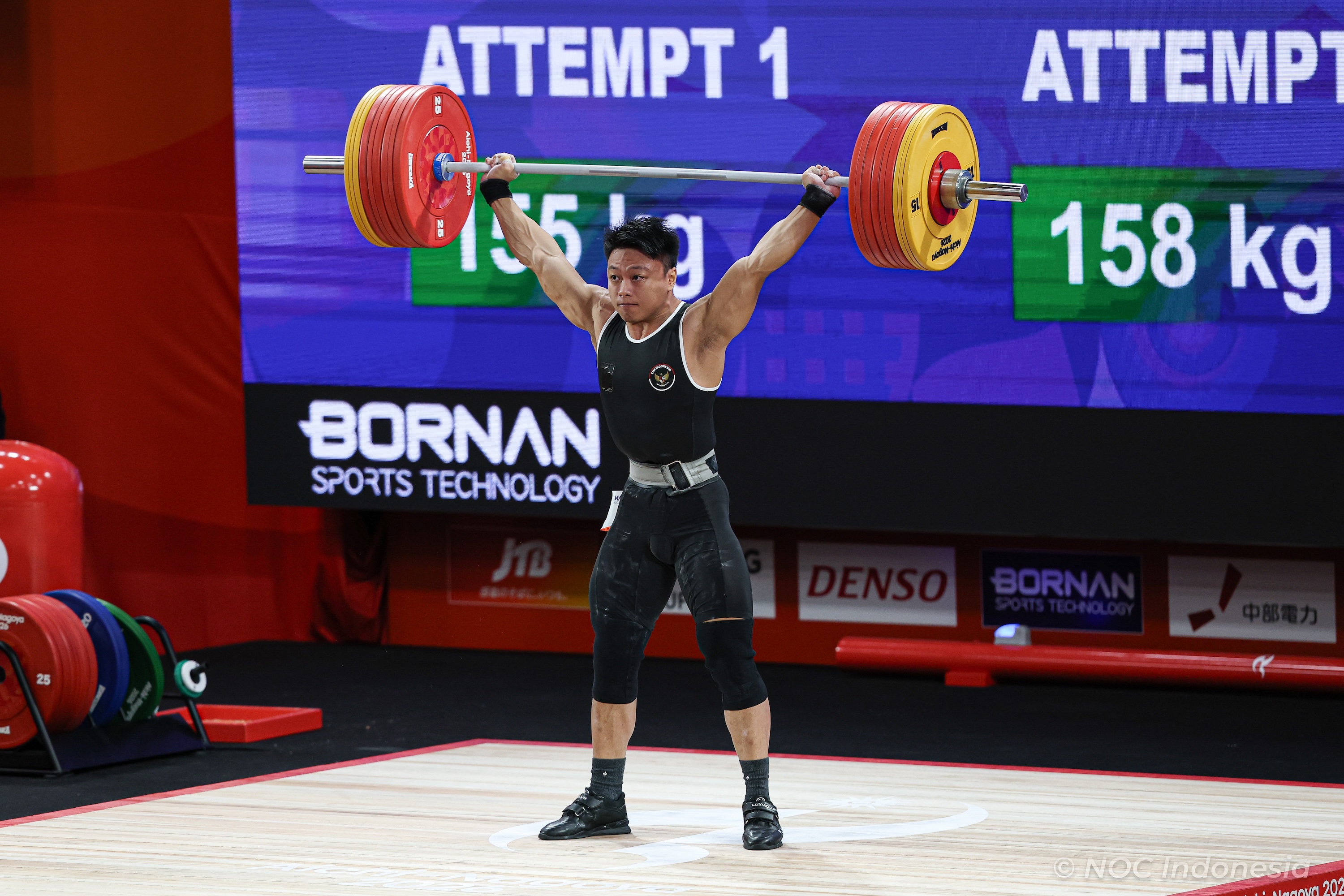 Rahmat Erwin Abdullah Sabet Emas dan Pecahkan Rekor Dunia di Asian Games 2026