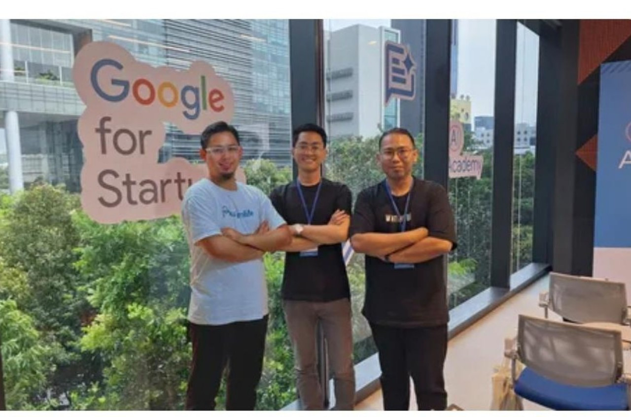---
TJE Football Consultant Bekerja Sama dengan CEO Paperless Tri Wahyudi untuk Kembangkan Volta AI, Siap Diluncurkan 10 Oktober

---