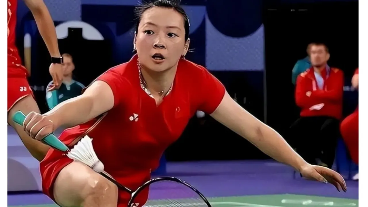 Huang Yaqiong: Dari Medali Emas ke Karier Sebagai Guru