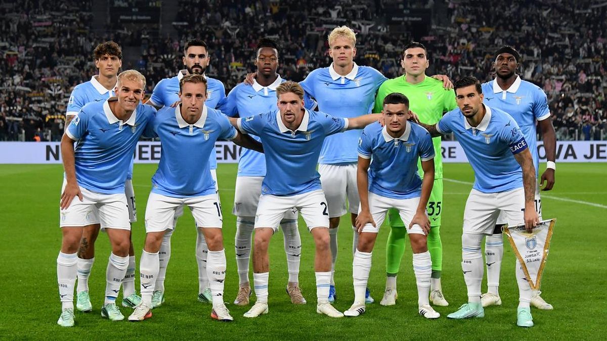 Totti Terkejut dengan Performa Lazio di Liga Italia