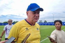 Tantangan Besar bagi Persib, Bojan Hodak Hadapi Kendala Tim