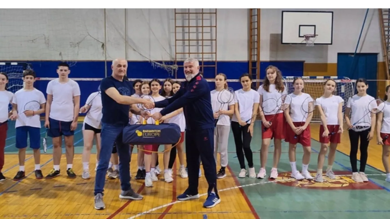 Meriah! Pertandingan Bulu Tangkis di Sekolah-sekolah Bosnia & Herzegovina