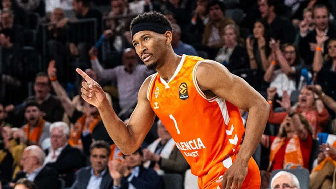 Kameron Taylor Perpanjang Kontrak dengan Valencia Basket Hingga 2028