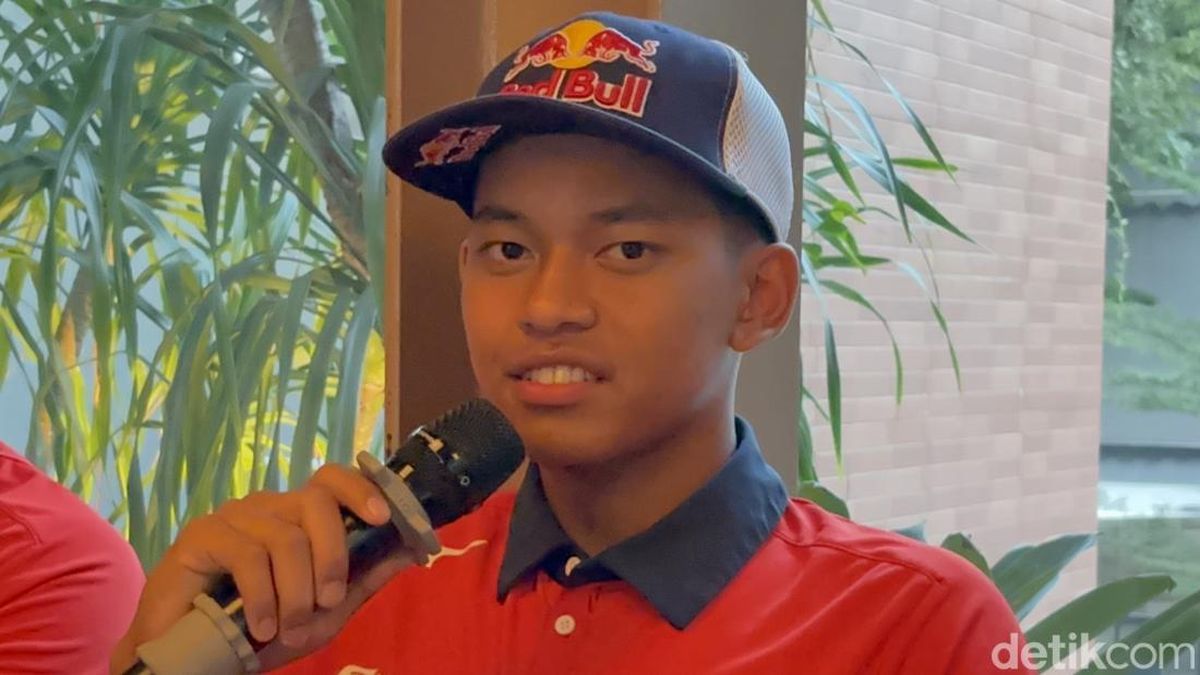 Veda Ega Menyaksikan Final FIFA ASEAN Cup Sebelum Balapan di Mandalika