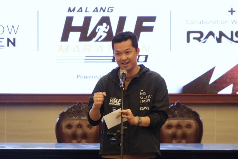 Wamenpora Taufik Hidayat Berikan Apresiasi Terhadap Malang Half Marathon sebagai Agenda Olahraga Nasional